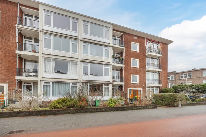 Foto 38 van Juliana van Stolberglaan 194