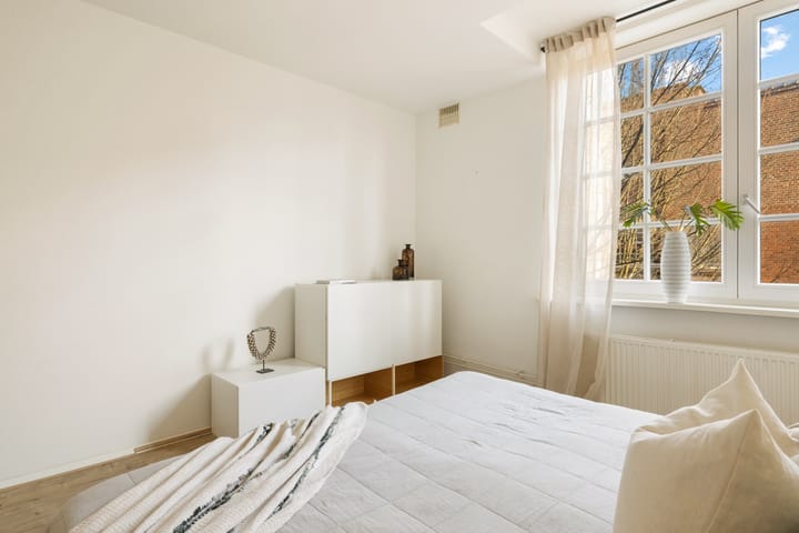 Foto 18 van Jan Lievensstraat 50-2