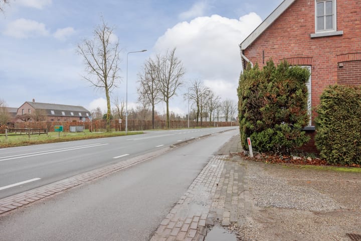 Foto 48 van Stationsstraat 110