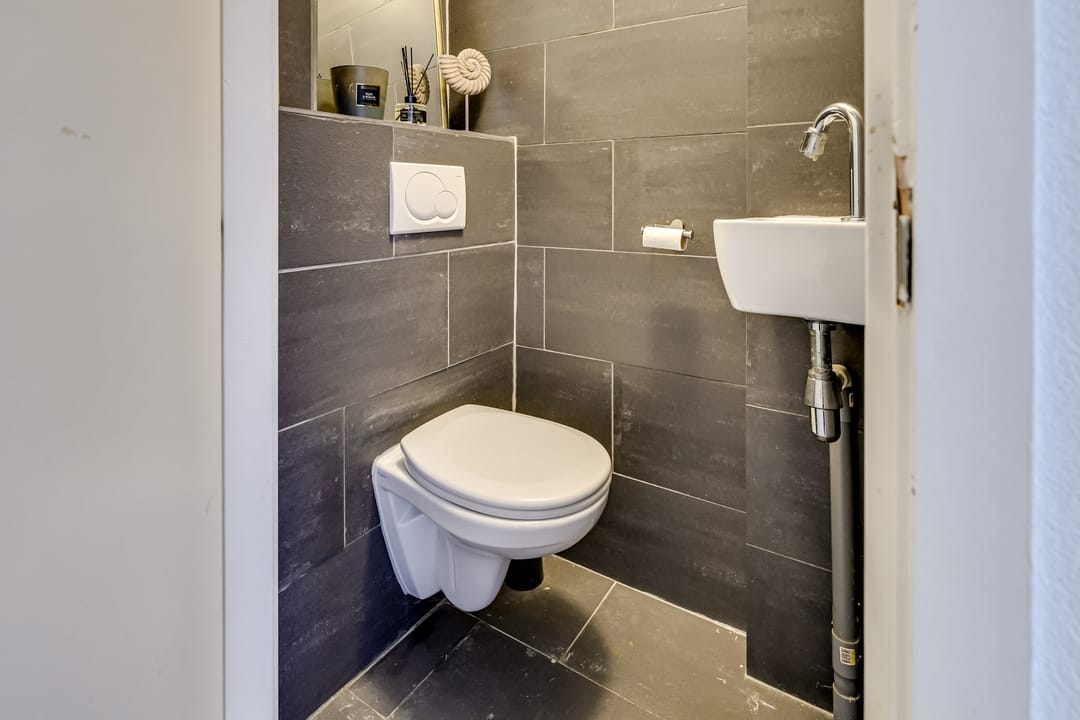 Photo 22 of Adriaanstraat 33-BS