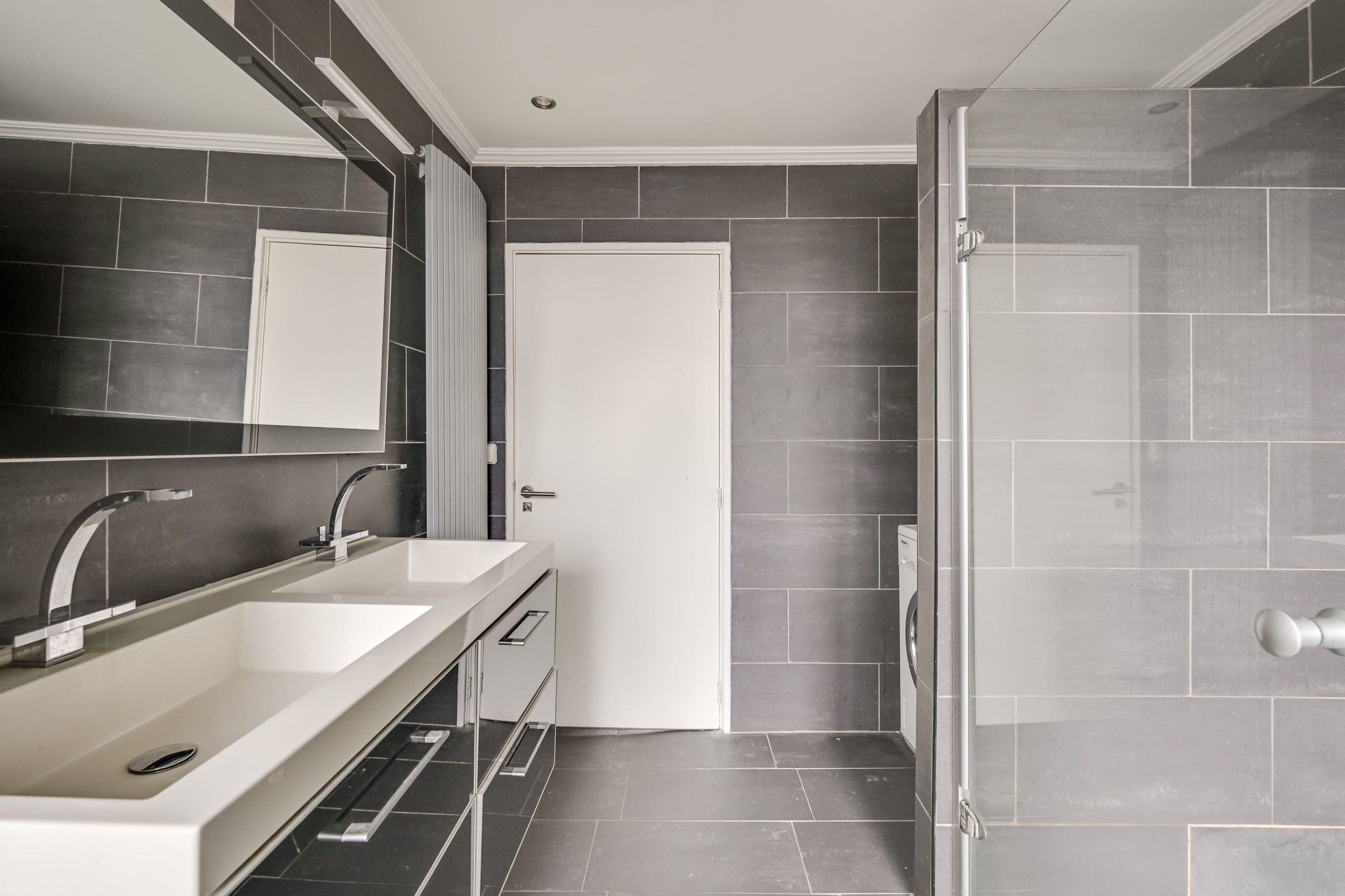 Photo 36 of Adriaanstraat 33-BS