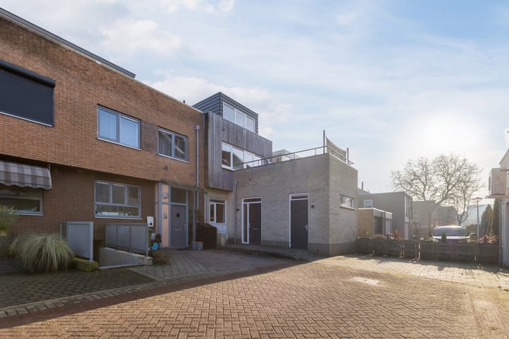 Photo 2 of Sint Maartenstraat 6-A