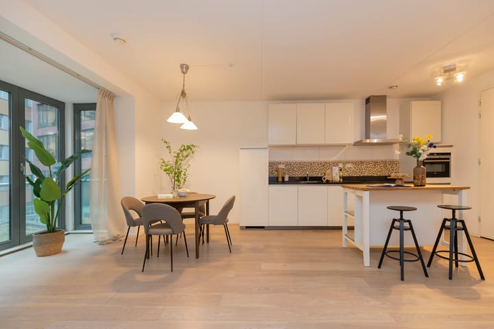 Photo 10 of Willem Frederik Hermansstraat 95