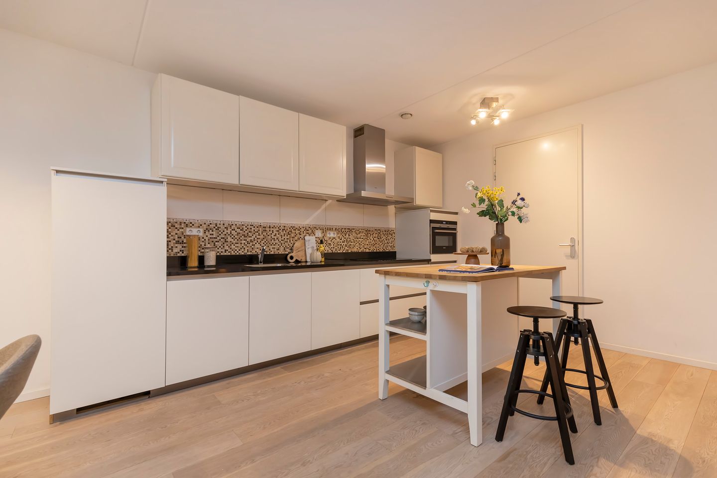 Photo 14 of Willem Frederik Hermansstraat 95