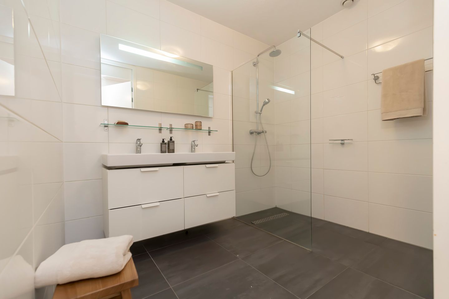 Photo 25 of Willem Frederik Hermansstraat 95