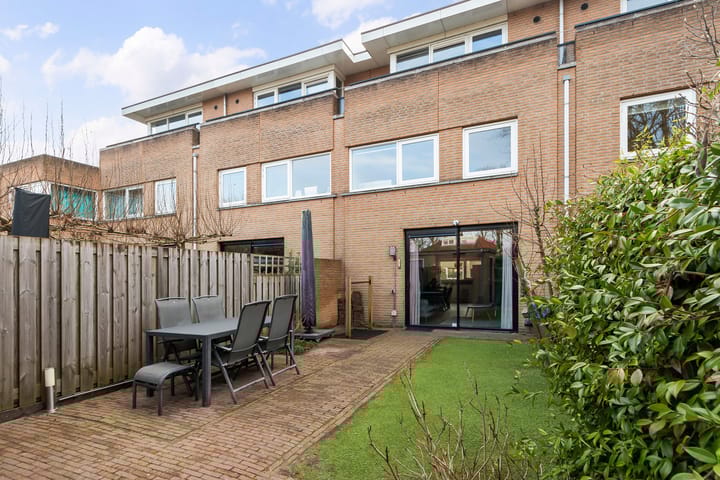 Foto 24 van Burgemeester Beelaertspark 247