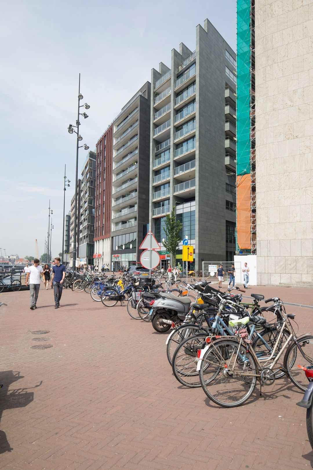 Photo 41 of Willem Frederik Hermansstraat 95