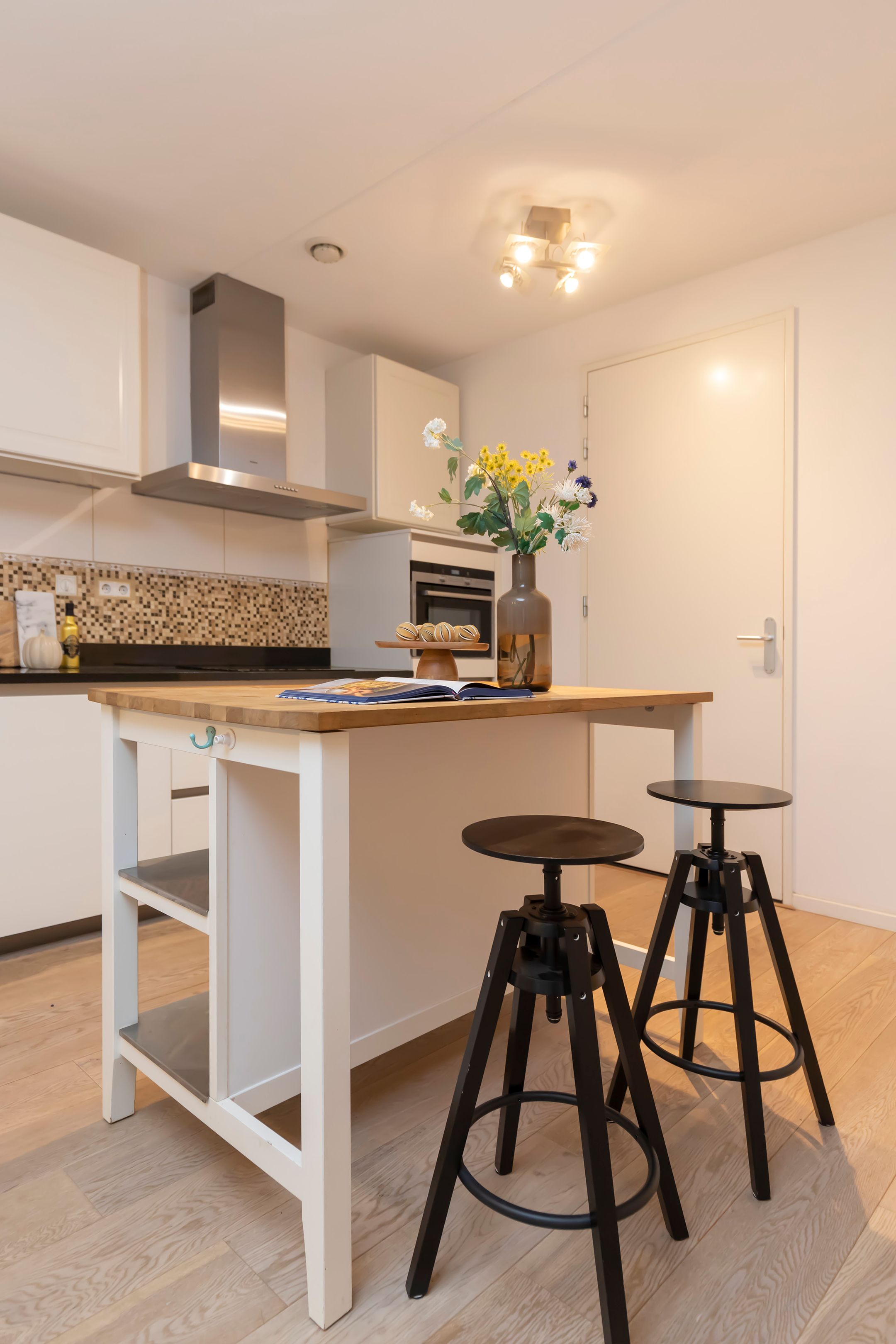 Photo 48 of Willem Frederik Hermansstraat 95