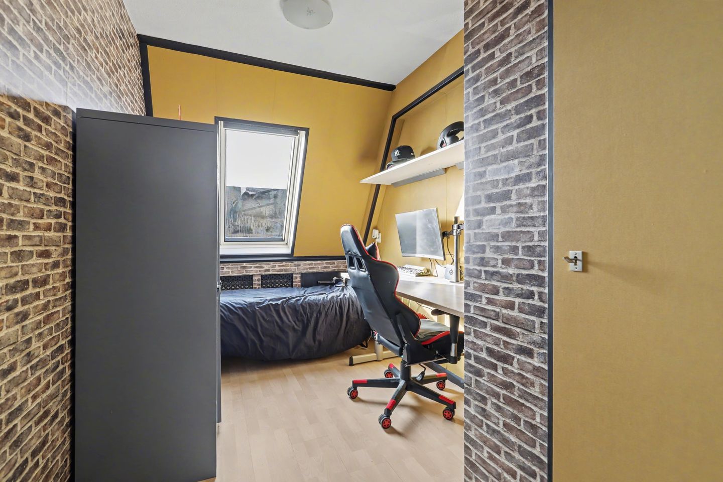 Foto 35 van Heeskesacker 1244