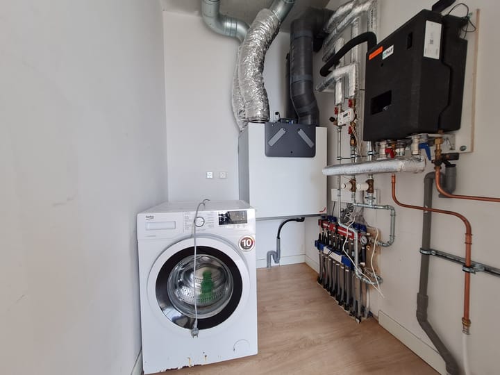 Foto 10 van Torenallee 69-035