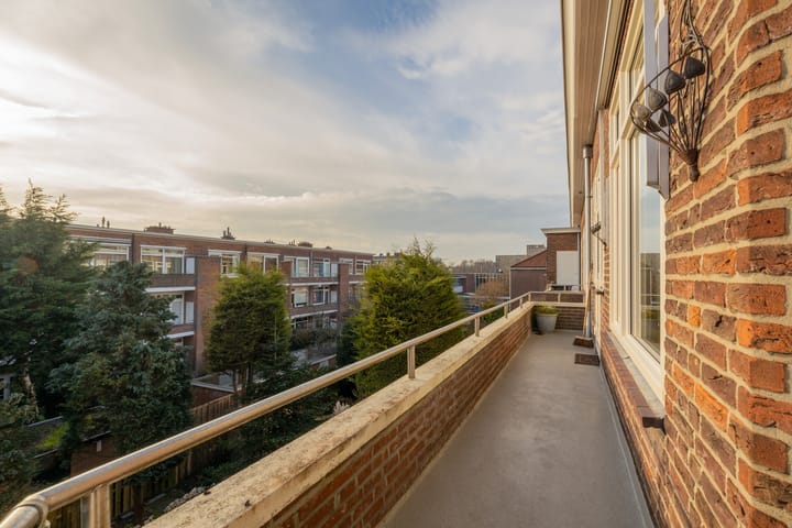 Photo 23 of Resedastraat 18