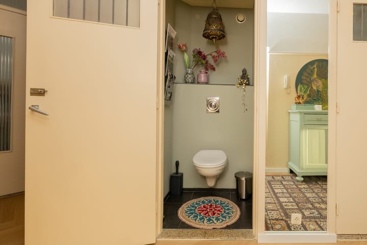 Photo 27 of Resedastraat 18