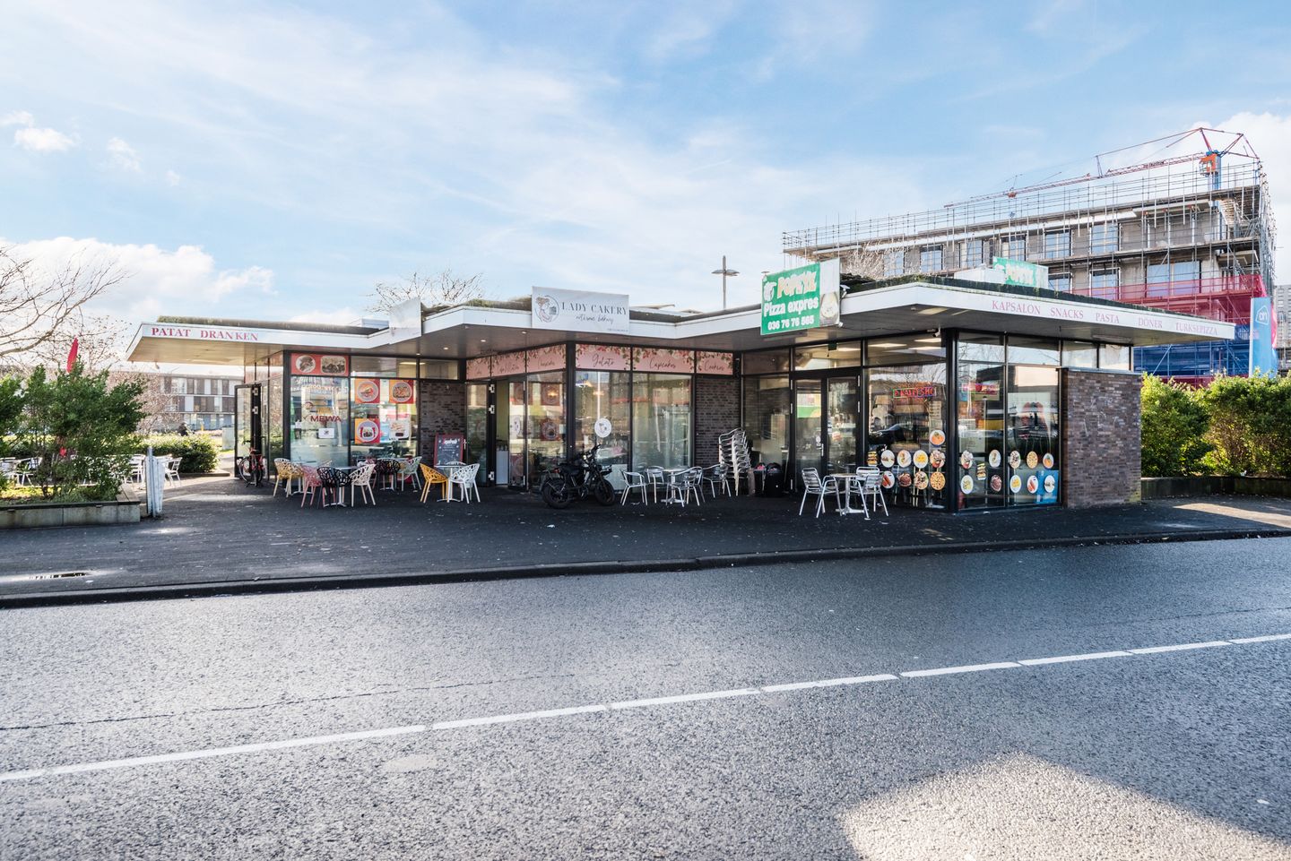 Bekijk foto 2 van Insulindeplein 17