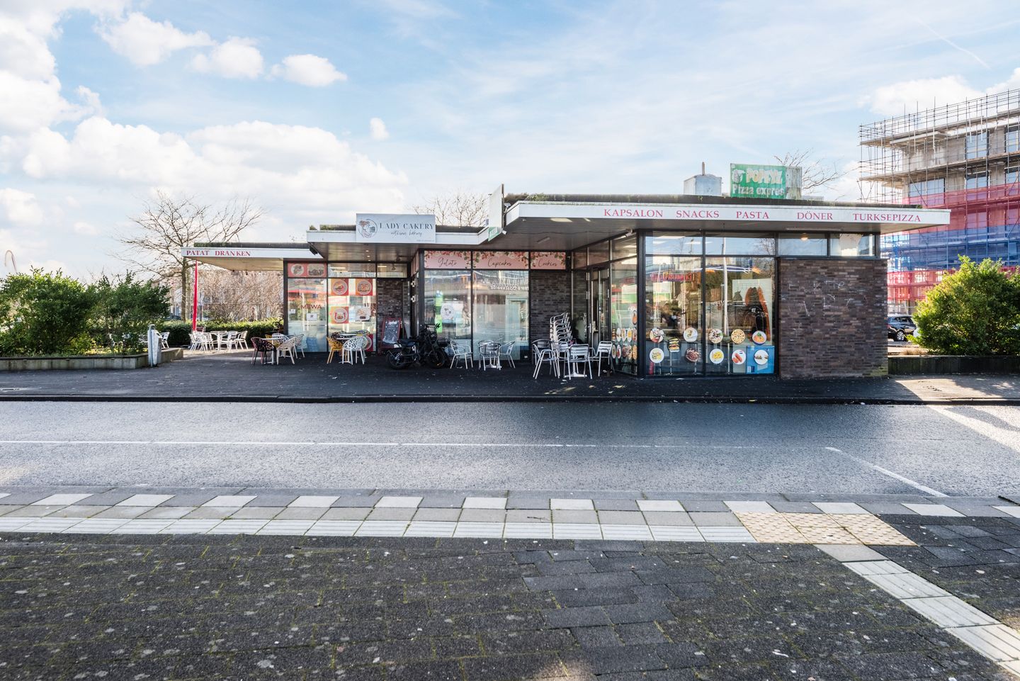 Bekijk foto 3 van Insulindeplein 17