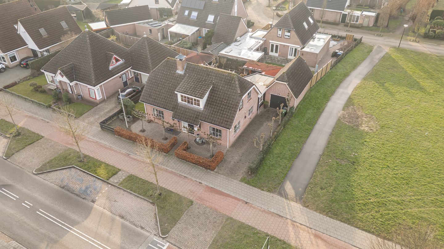 Foto 5 van Parallelweg 16