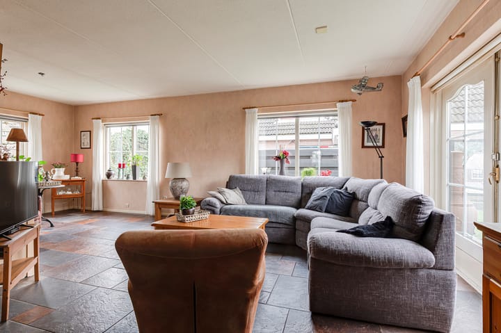 Photo 9 of Parallelweg 16