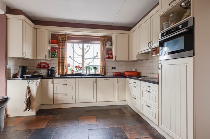 Photo 16 of Parallelweg 16