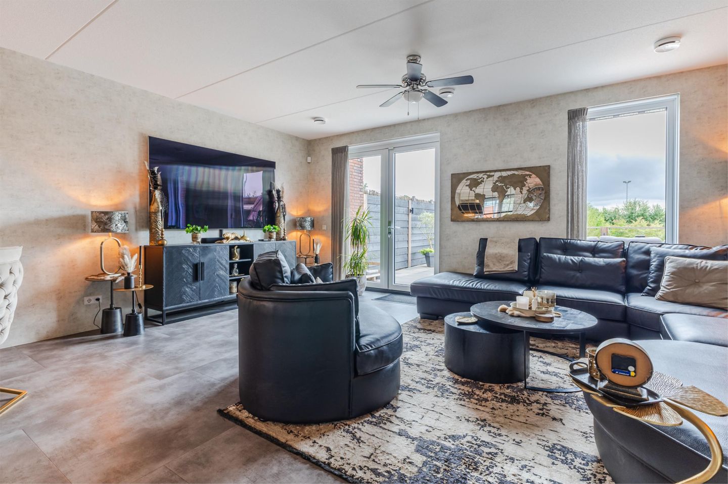 Photo 10 of Esther Vergeerstraat 39