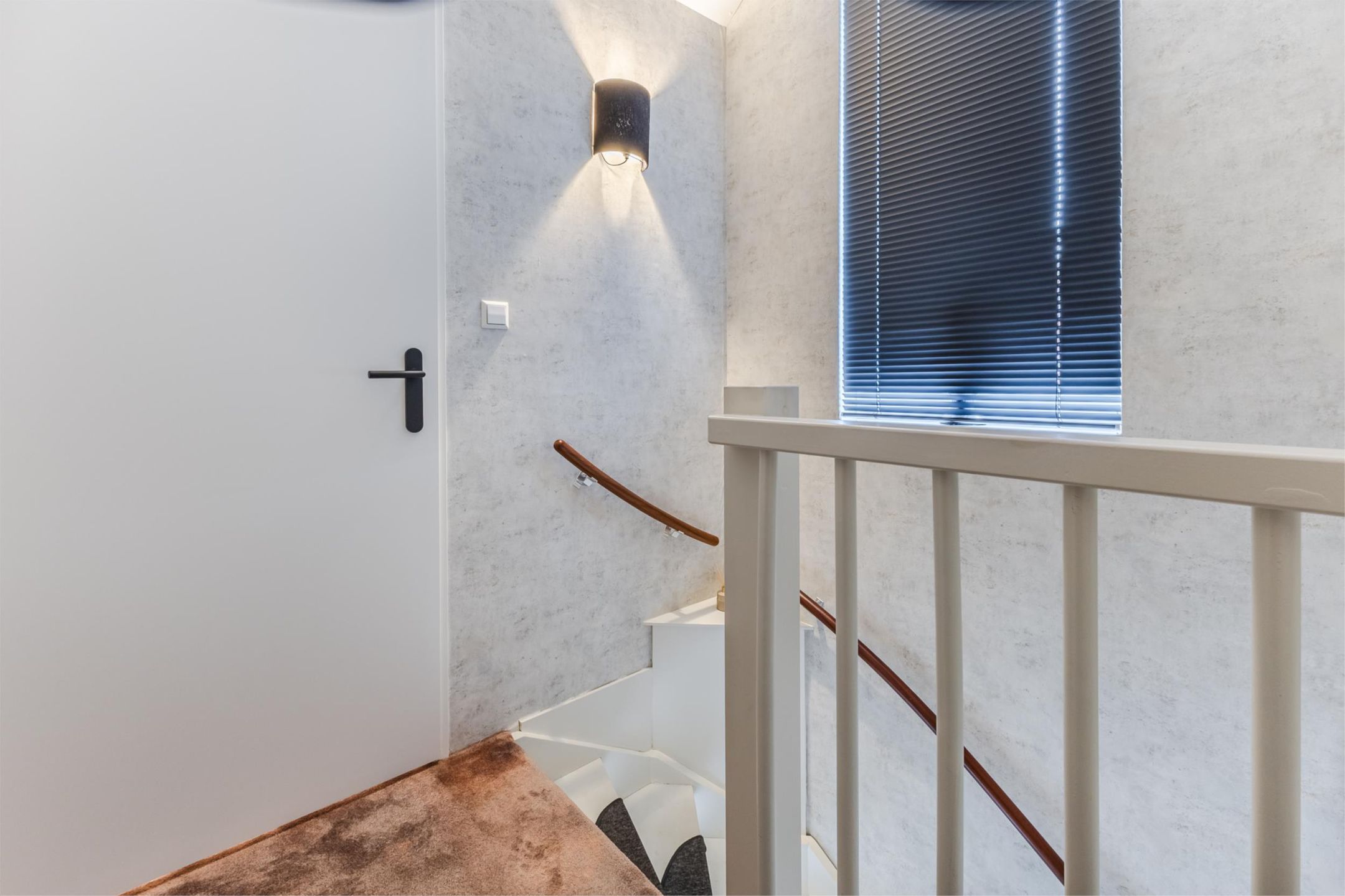 Photo 42 of Esther Vergeerstraat 39