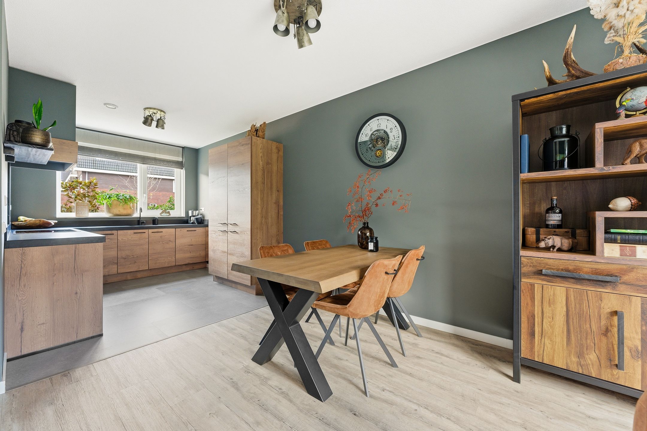 Photo 12 of Barkstraat 33