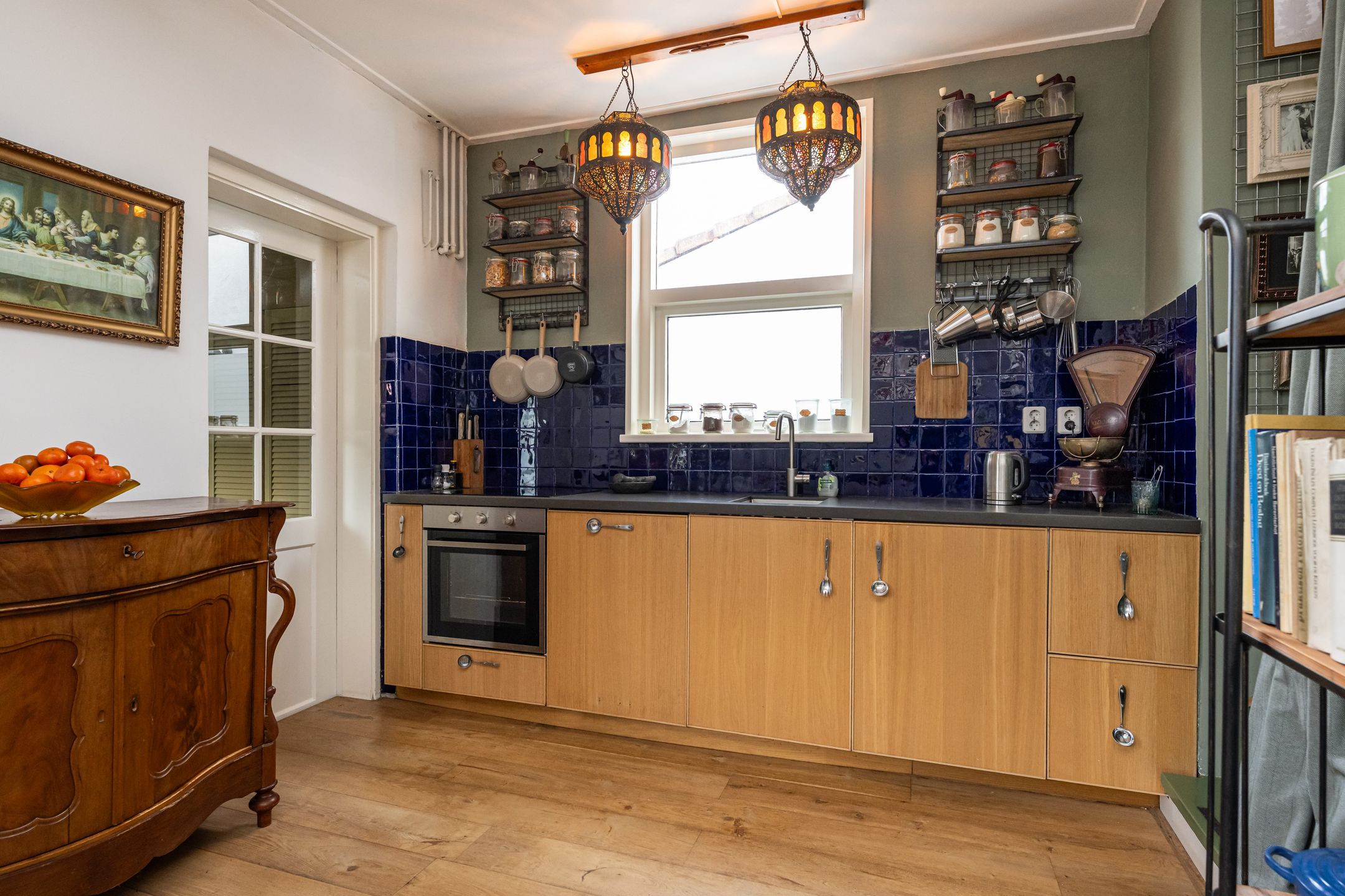 Photo 15 of Burgemeester Sterkstraat 9