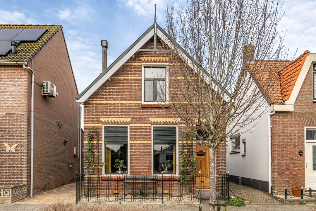 Photo 43 of Burgemeester Sterkstraat 9