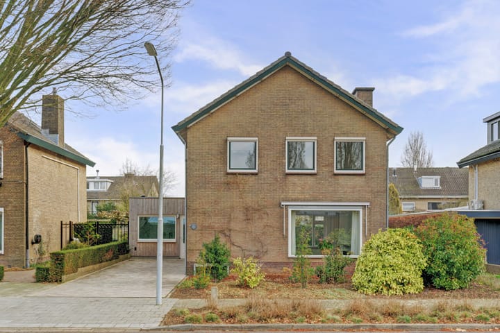 Photo 3 of Schubertstraat 8