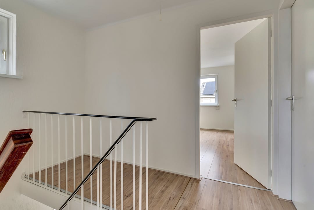 Photo 28 of Schubertstraat 8