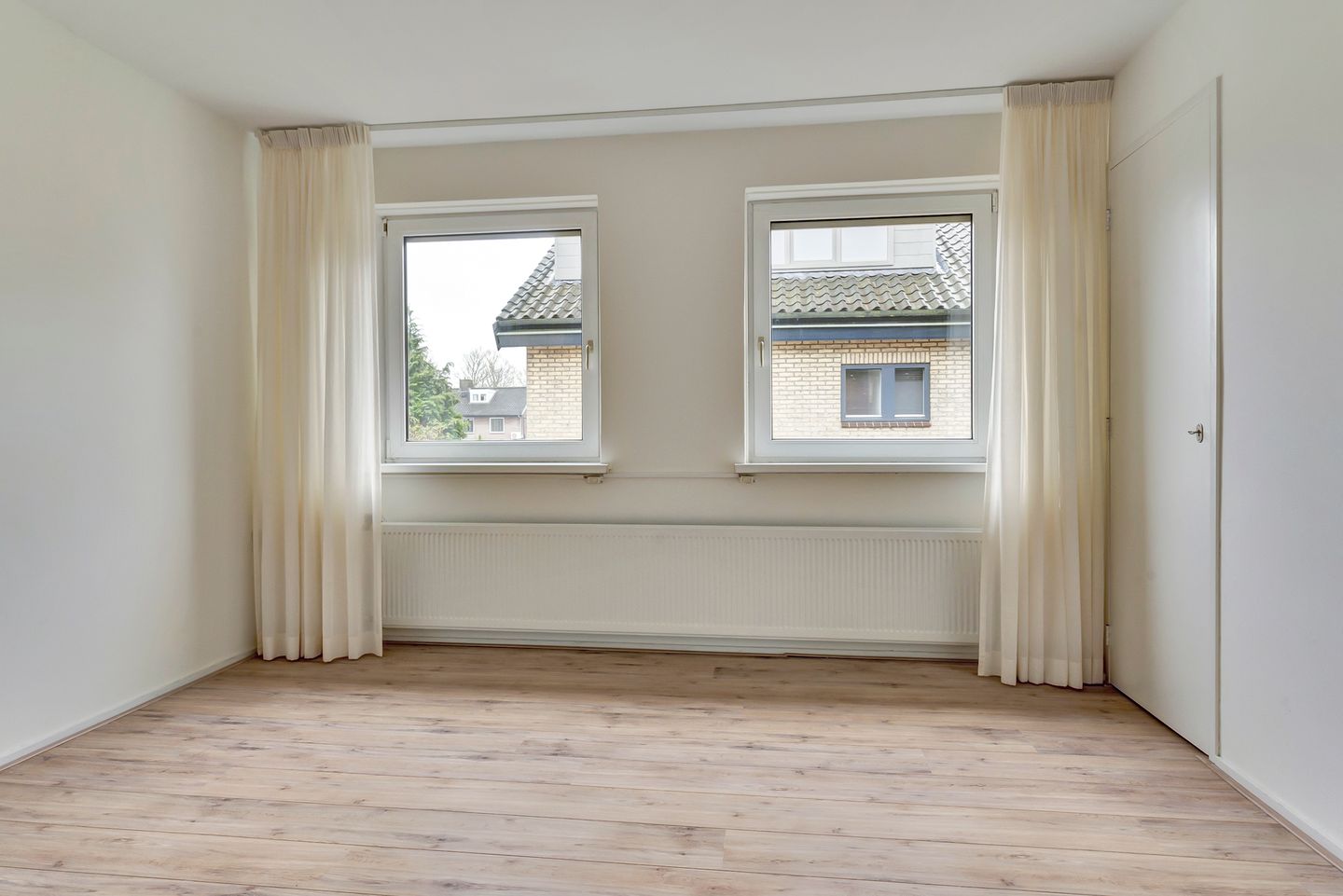 Photo 34 of Schubertstraat 8