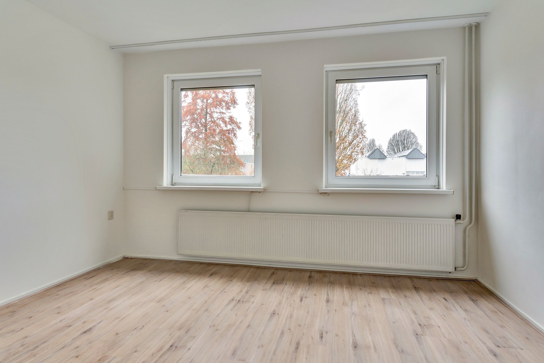 Photo 36 of Schubertstraat 8