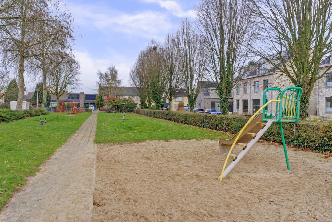 Photo 52 of Schubertstraat 8