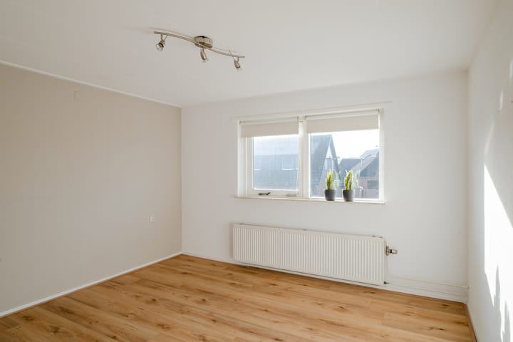 Photo 28 of Oldenzaalsestraat 56