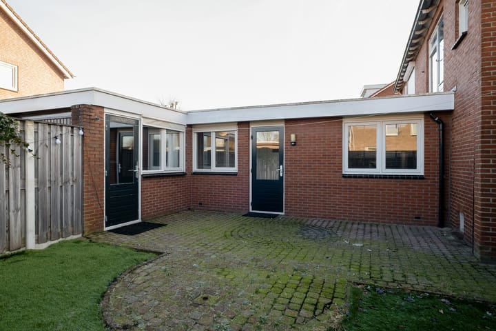 Photo 33 of Oldenzaalsestraat 56