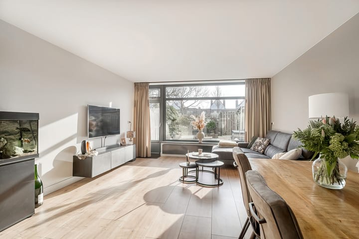 Photo 3 of Anjerstraat 17