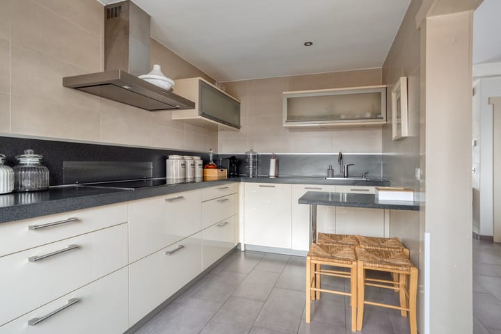 Photo 18 of Van Hogendorpplein 45