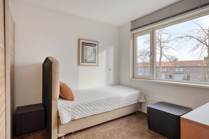 Photo 29 of Van Hogendorpplein 45