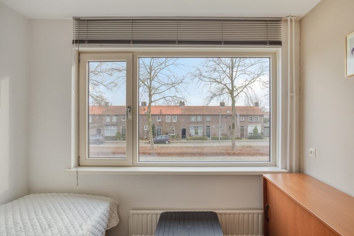 Photo 31 of Van Hogendorpplein 45