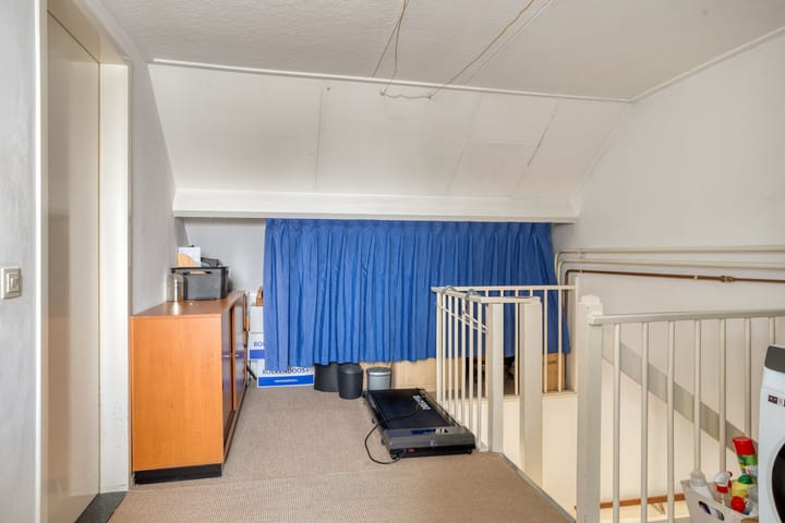 Photo 33 of Van Hogendorpplein 45