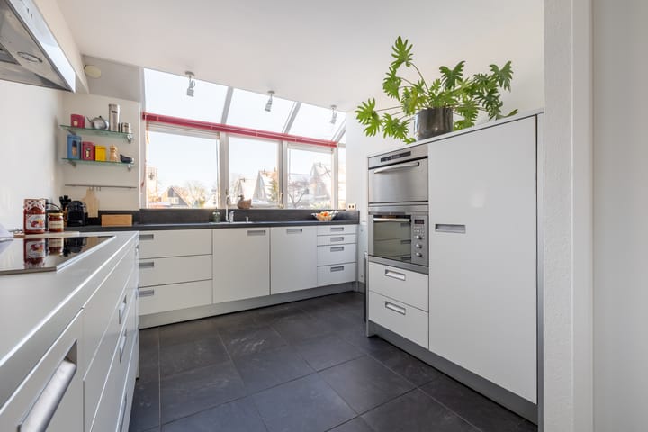 Foto 3 van Koninginnekruid 16