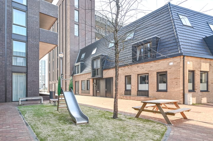 Foto 26 van Clothildestraat 217