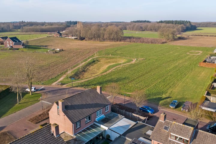 Foto 42 van Agter de hoven 3