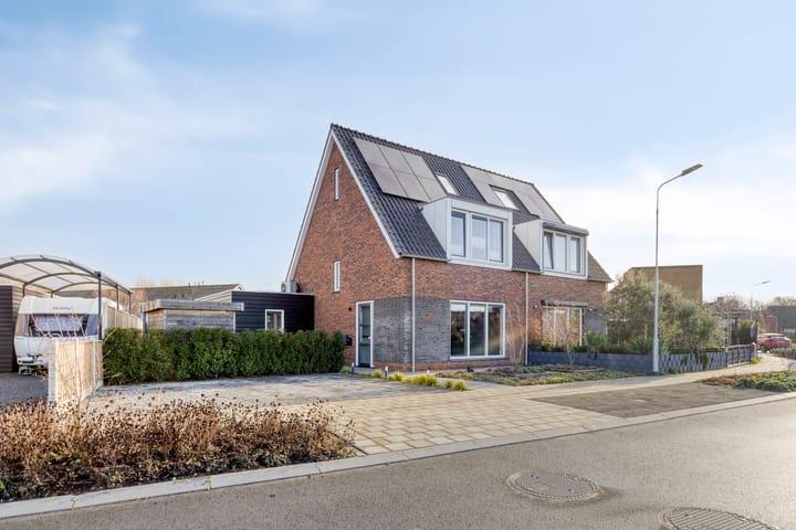 Foto 38 van Sloestraat 17