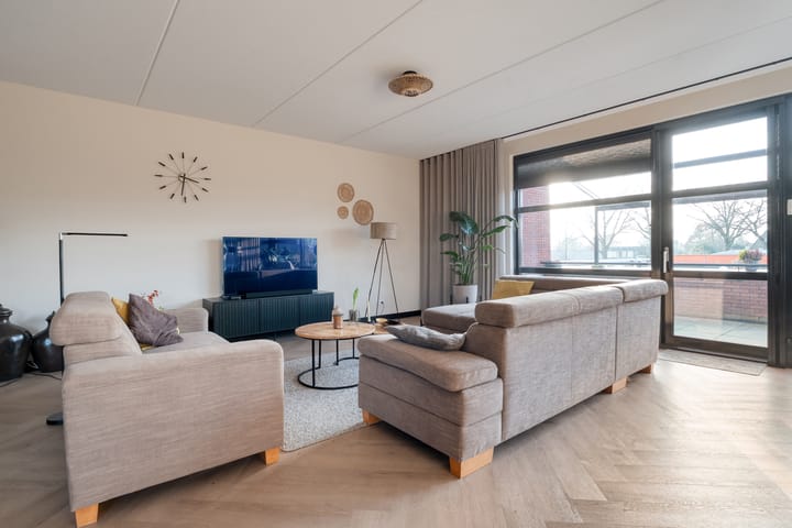 Photo 3 of Omloop 32