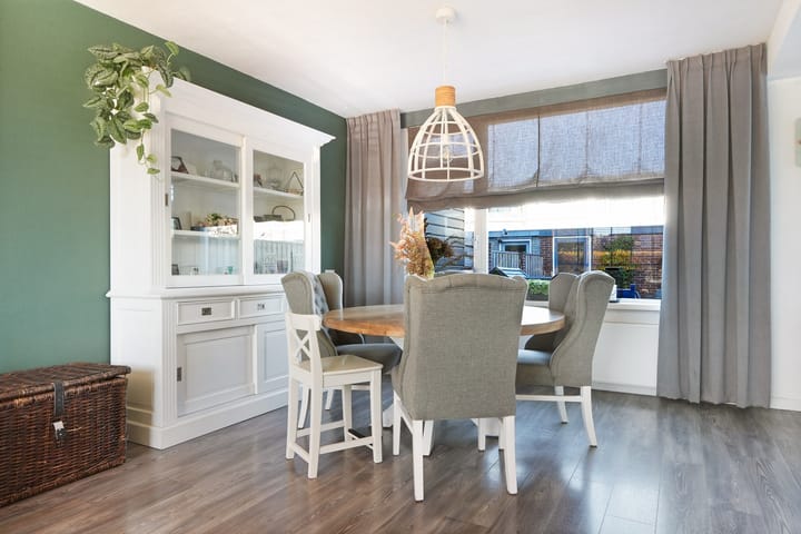 Foto 11 van Oostzeestraat 10