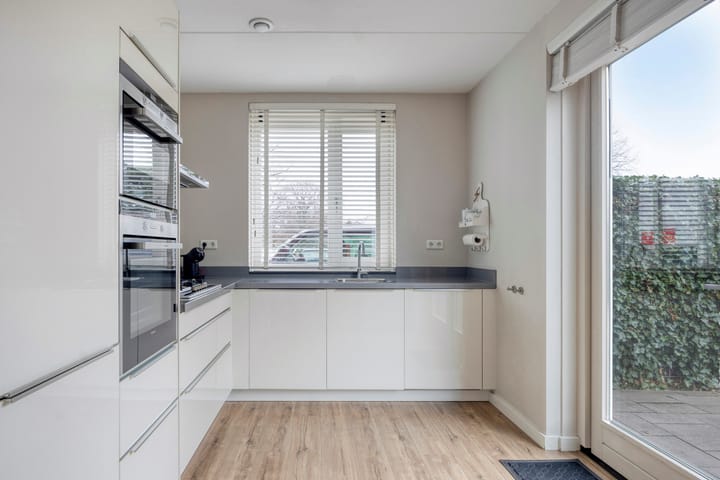 Photo 3 of Scheepvaartplein 11