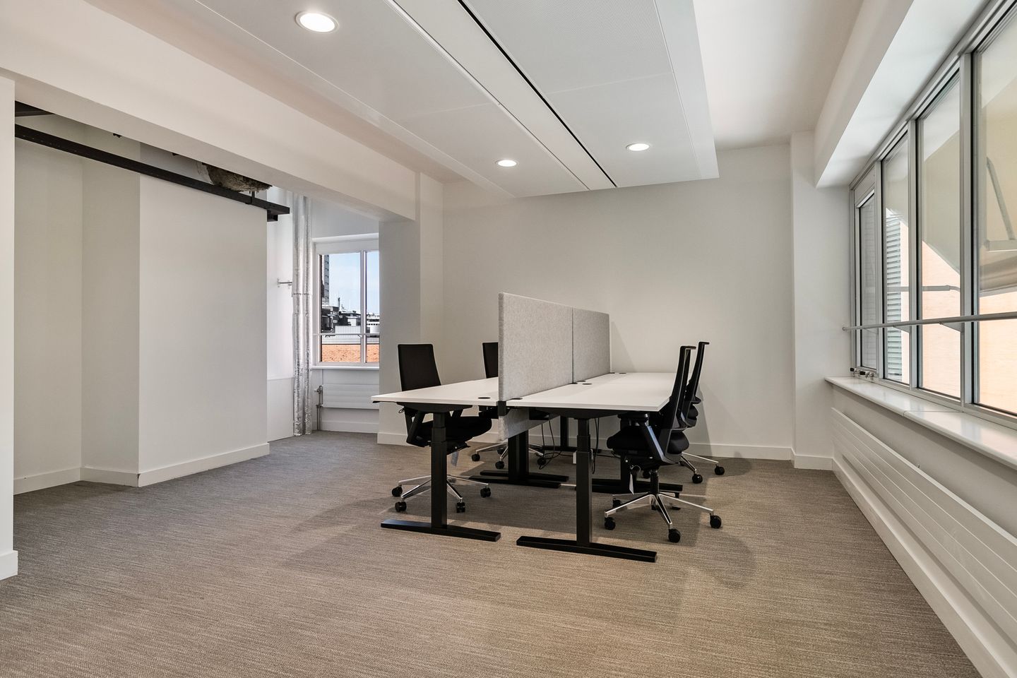 Bekijk foto 2 van Coolsingel 104