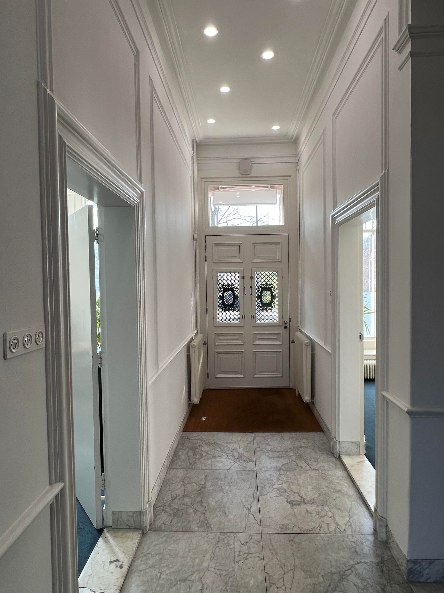 View photo 3 of Eekwal 4