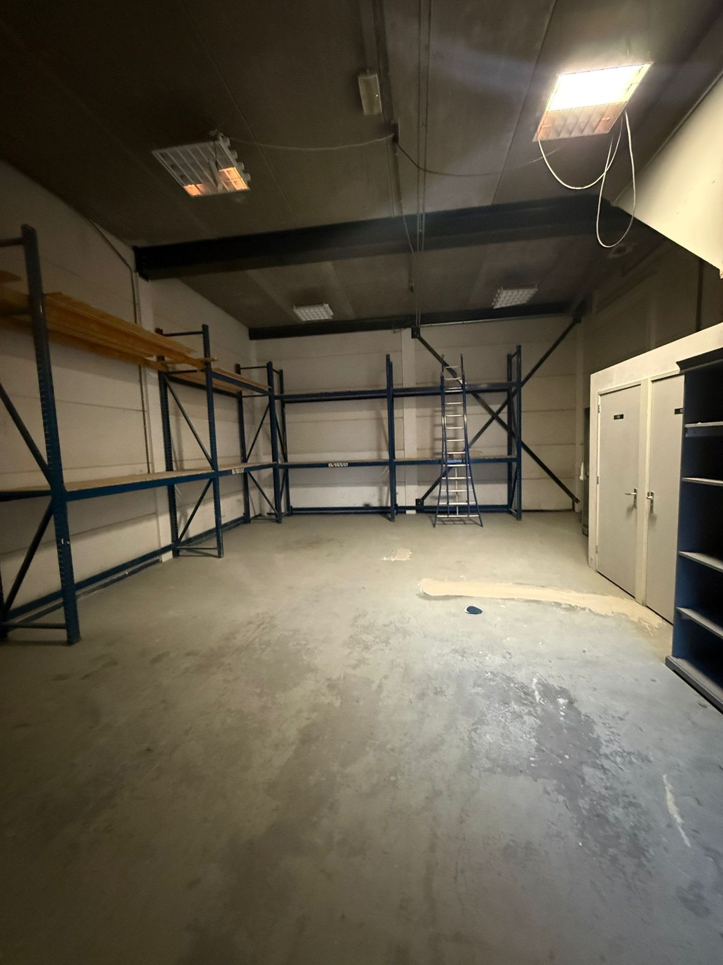 Bekijk foto 2 van Hoogoorddreef 129