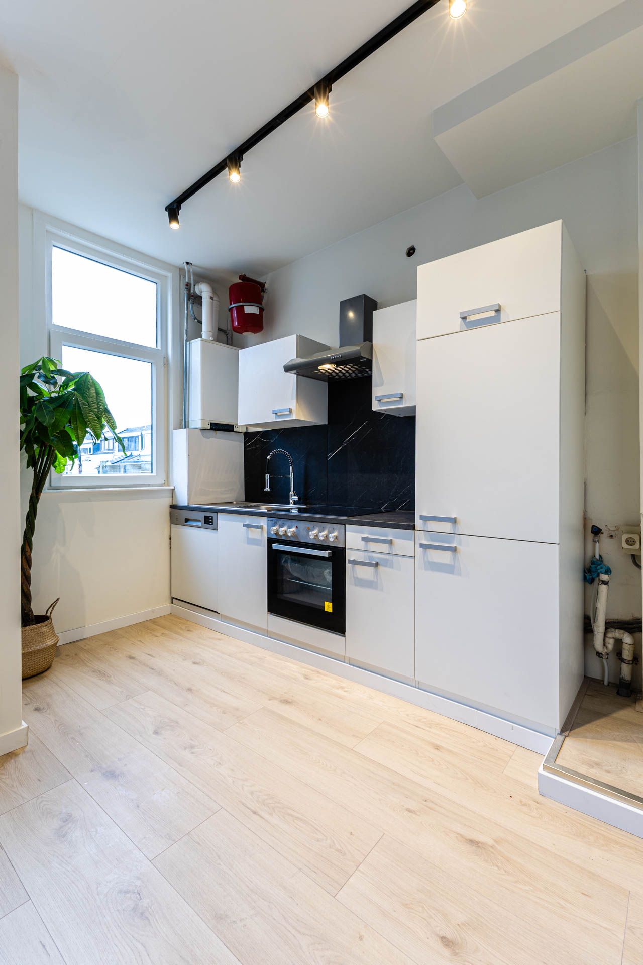 Photo 14 of Geervlietsestraat 10-A1