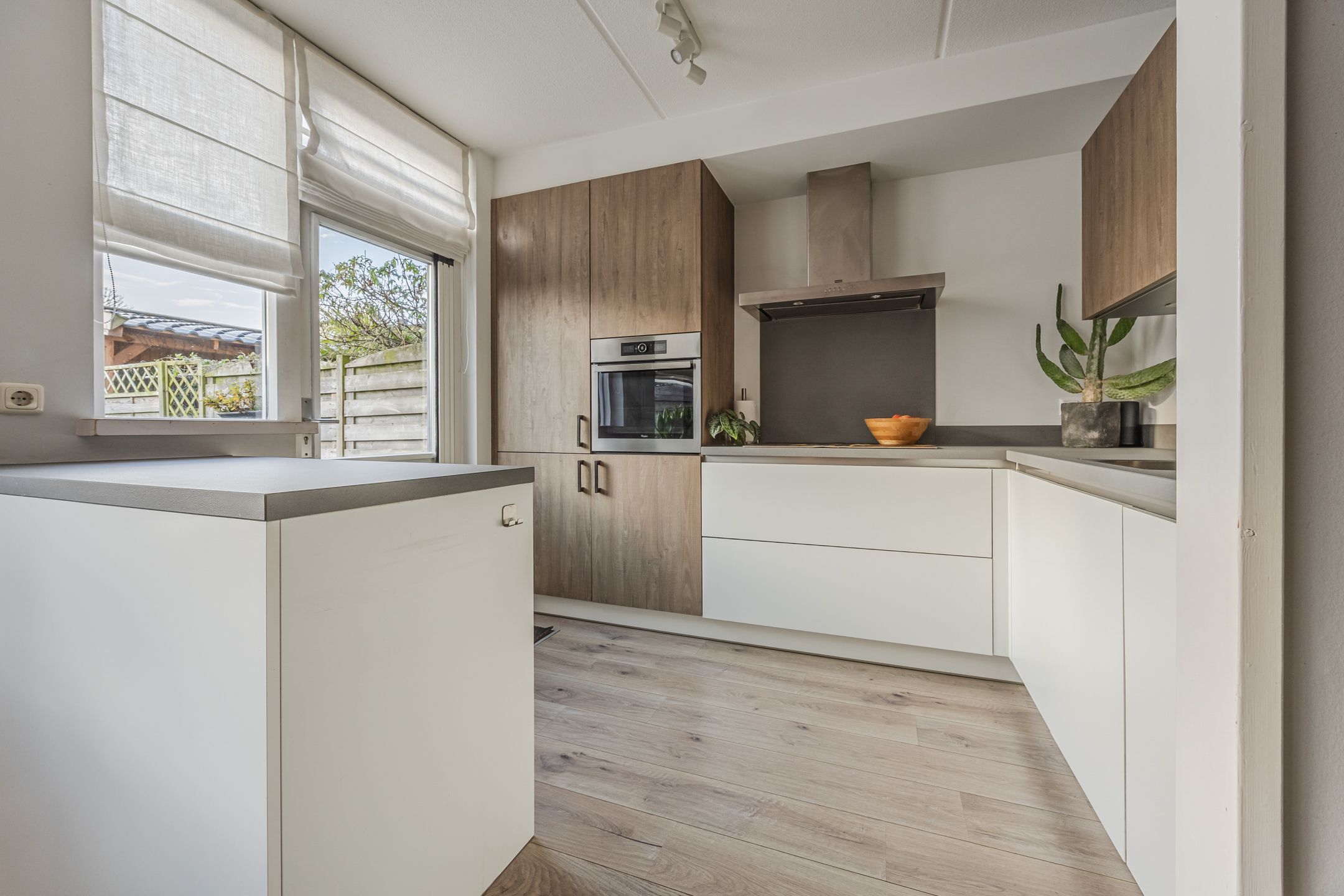 Photo 9 of Van Polanenstraat 27